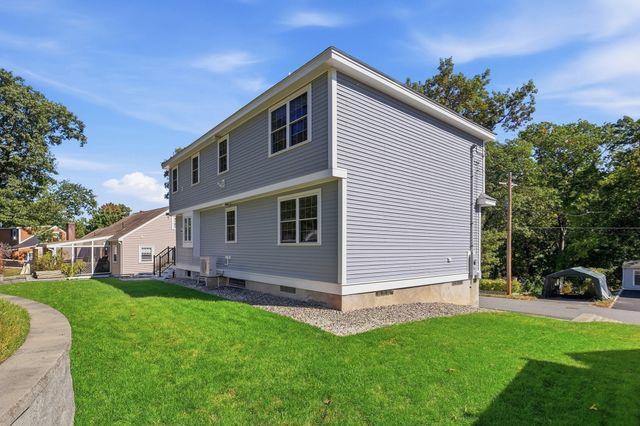 15 Cedar Street, Chelmsford, MA 01863