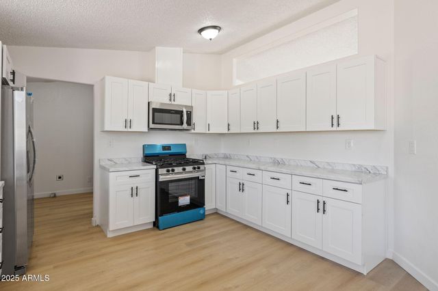 20772 E STAGECOACH Trail, Mayer, AZ 86333