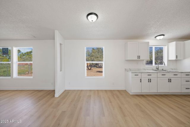 20772 E STAGECOACH Trail, Mayer, AZ 86333