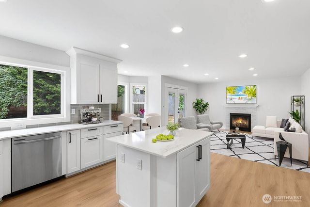 303 S 302nd Place, Federal Way, WA 98003