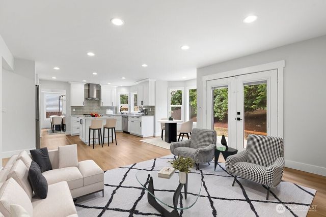 303 S 302nd Place, Federal Way, WA 98003