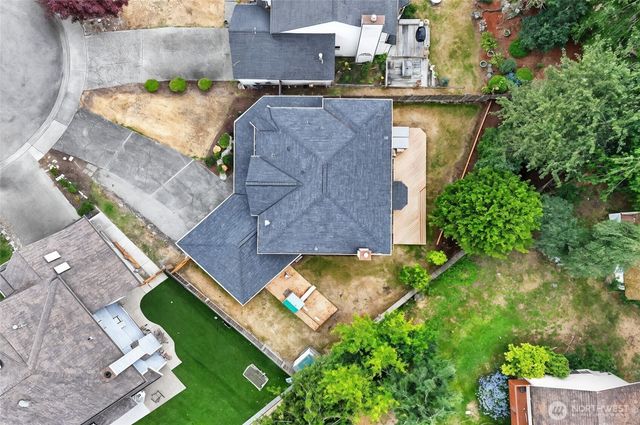 303 S 302nd Place, Federal Way, WA 98003
