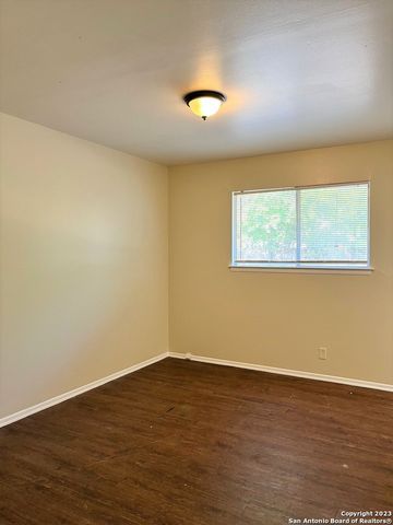 7603 Glen Vis, San Antonio, TX 78239