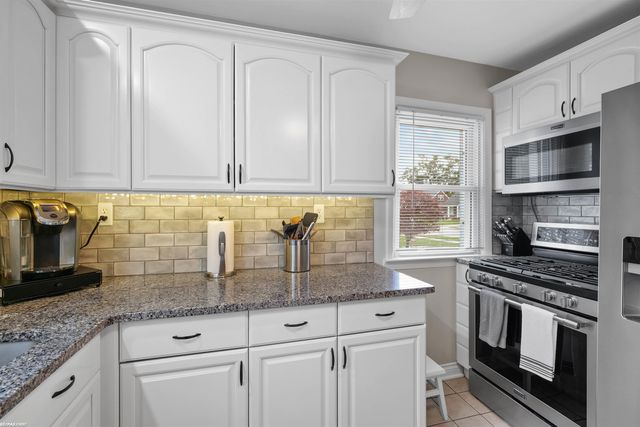29630 Park Street, Roseville, MI 48066