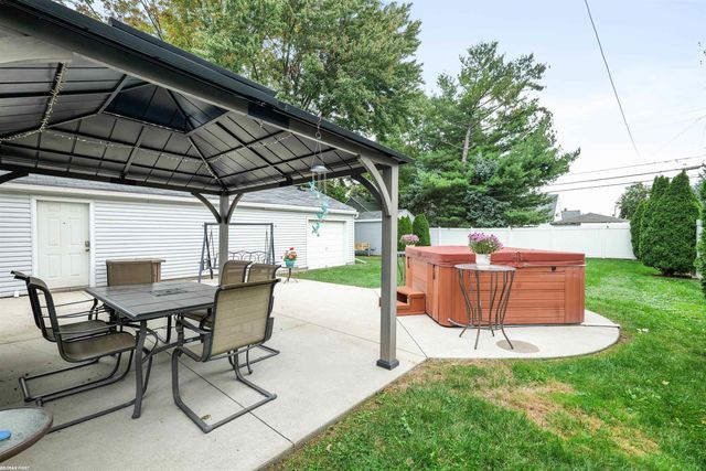 29630 Park Street, Roseville, MI 48066