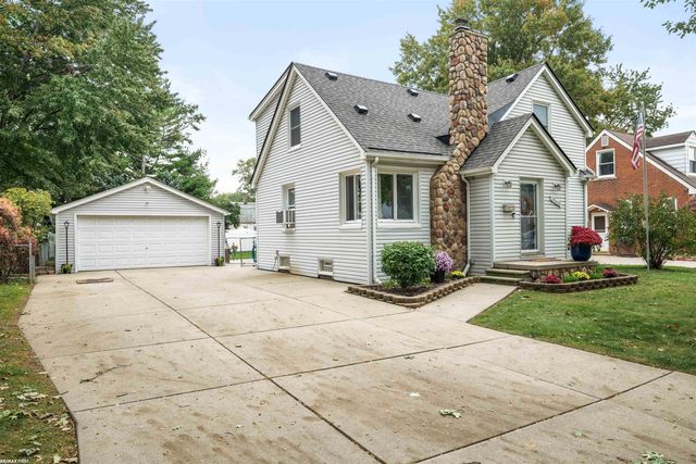 29630 Park Street, Roseville, MI 48066