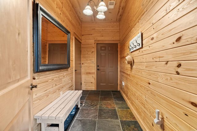 205 Spring Road, Searcy, AR 72143