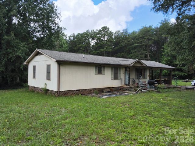 1981 Mollys Backbone Road, Sherrills Ford, NC 28673