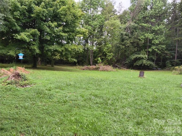1981 Mollys Backbone Road, Sherrills Ford, NC 28673