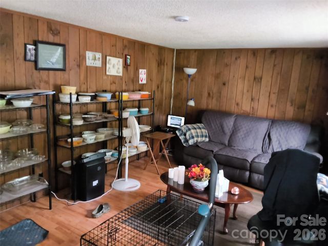 1981 Mollys Backbone Road, Sherrills Ford, NC 28673
