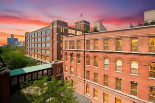 200 River Place Drive 33, Detroit, MI 48207