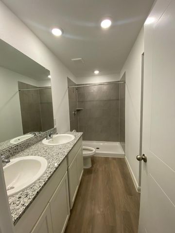 12350 Mccrorey Trails Court, Conroe, TX 77303