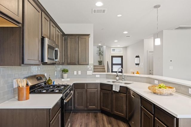 2056 Local Rebel LOOP, Leander, TX 78641