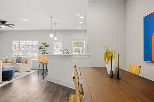 2056 Local Rebel LOOP, Leander, TX 78641