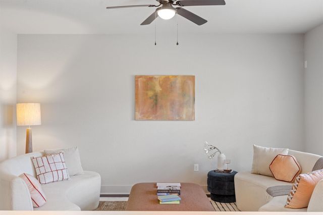 2056 Local Rebel LOOP, Leander, TX 78641