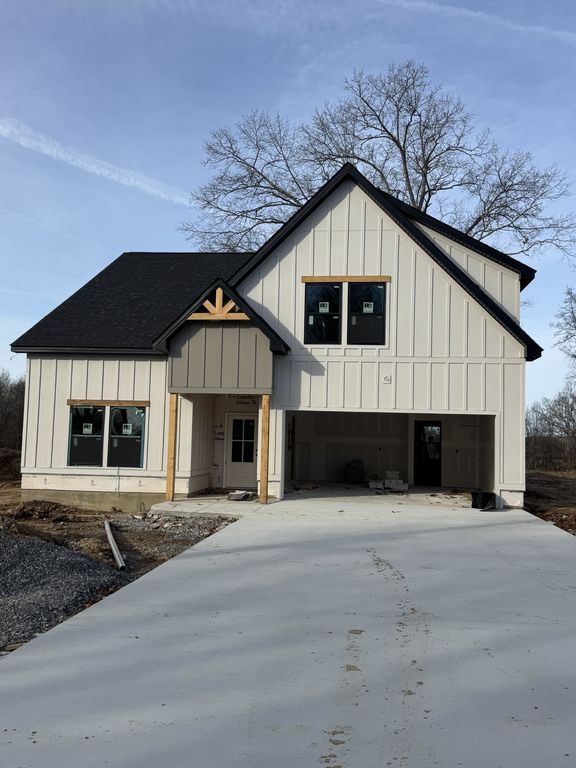 149 Cripps Ln, Smithville, TN 37166