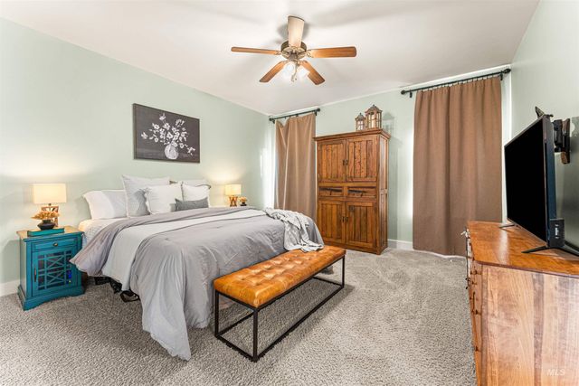 2021 W Sagwon Dr, Kuna, ID 83634