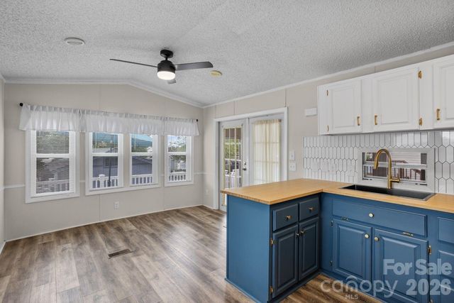 111 Scenic View Lane, New London, NC 28127