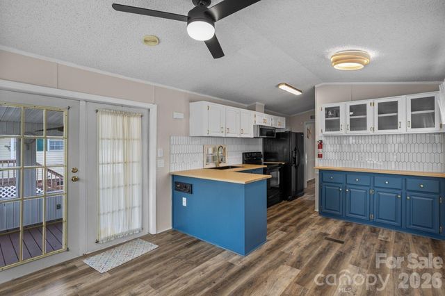 111 Scenic View Lane, New London, NC 28127