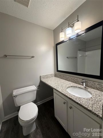 2352 Township Road 2348i, Charlotte, NC 28273