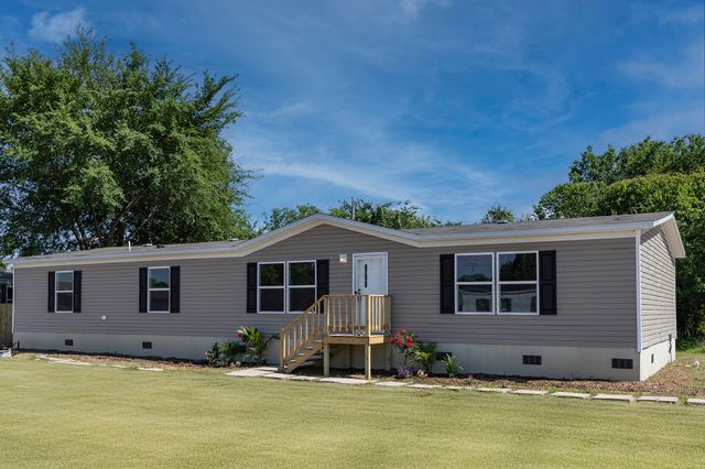 114 St Michaels Drive, Trinidad, TX 75163