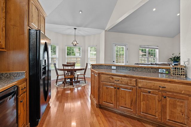 806 E Grant Street, Ash Grove, MO 65604