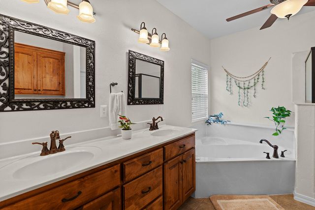 806 E Grant Street, Ash Grove, MO 65604