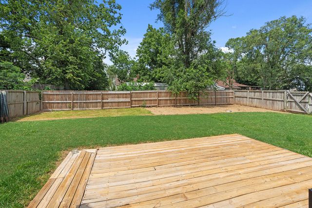 806 E Grant Street, Ash Grove, MO 65604