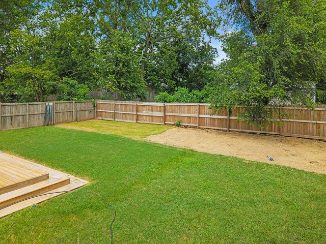 806 E Grant Street, Ash Grove, MO 65604