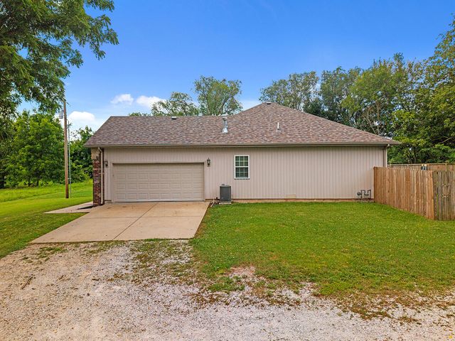 806 E Grant Street, Ash Grove, MO 65604
