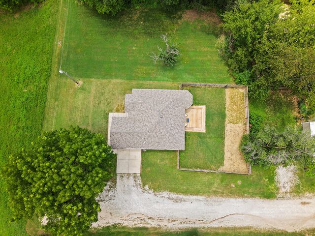 806 E Grant Street, Ash Grove, MO 65604