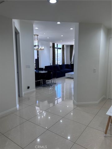 343 Pioneer Drive PH2, Glendale, CA 91203