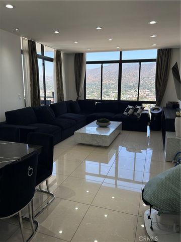 343 Pioneer Drive PH2, Glendale, CA 91203
