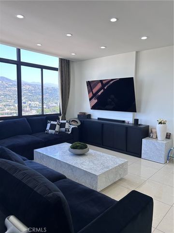 343 Pioneer Drive PH2, Glendale, CA 91203