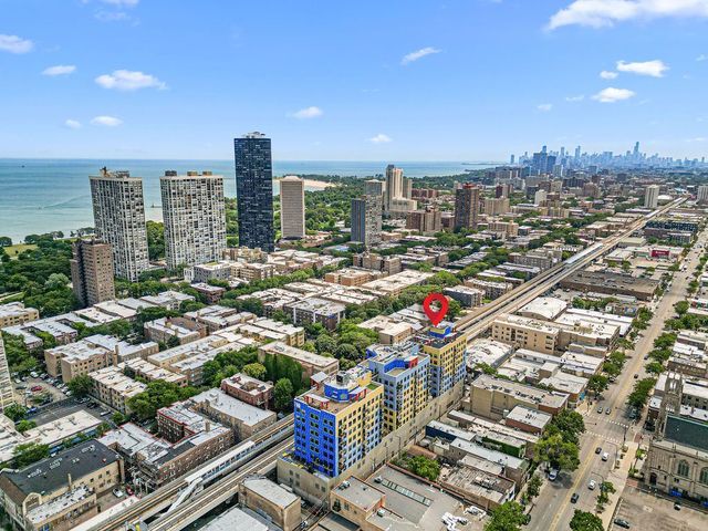 1122 W Catalpa Avenue 703, Chicago, IL 60640