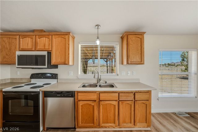 2220 South Bannavitch Street, Pahrump, NV 89048