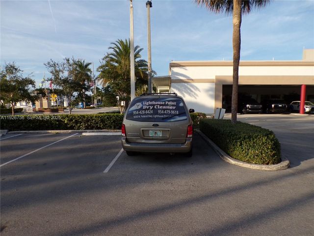 5030 N Federal Hwy, Lighthouse Point, FL 33064