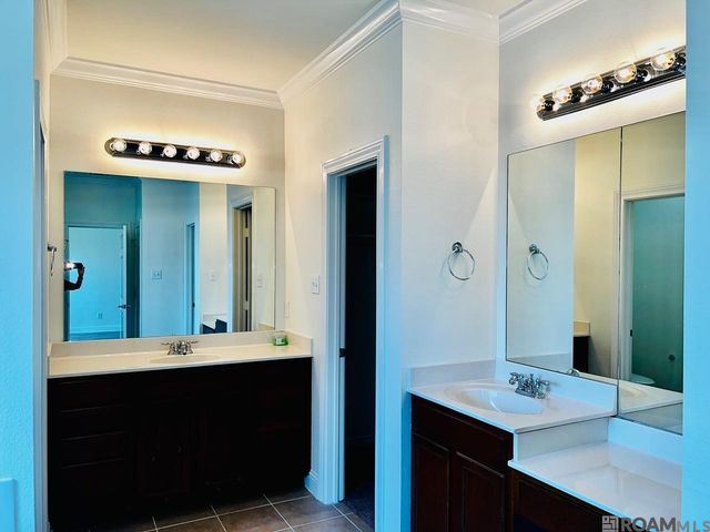 41152 New Orleans Dr, Sorrento, LA 70778