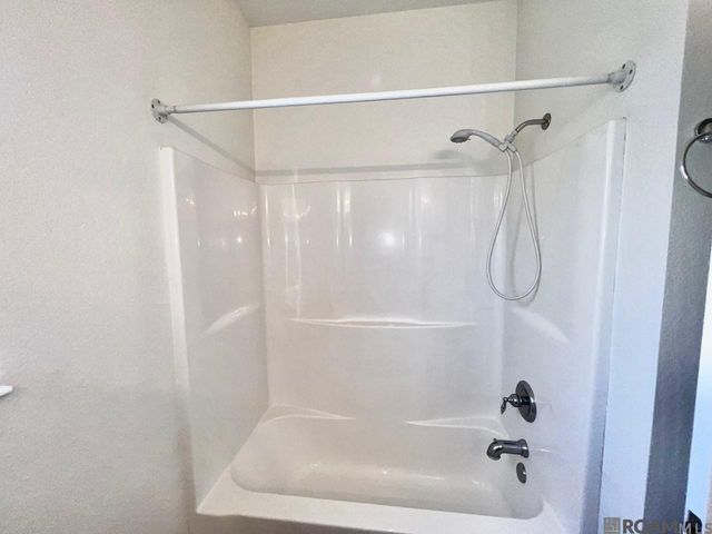 41152 New Orleans Dr, Sorrento, LA 70778