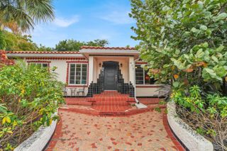 417 N 12th Avenue N, Lake Worth, FL 33460