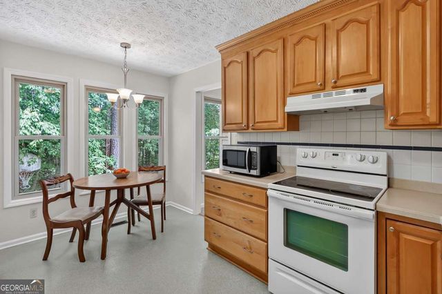 5457 Conway Drive, Marietta, GA 30068
