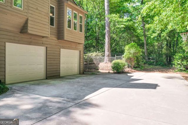 5457 Conway Drive, Marietta, GA 30068
