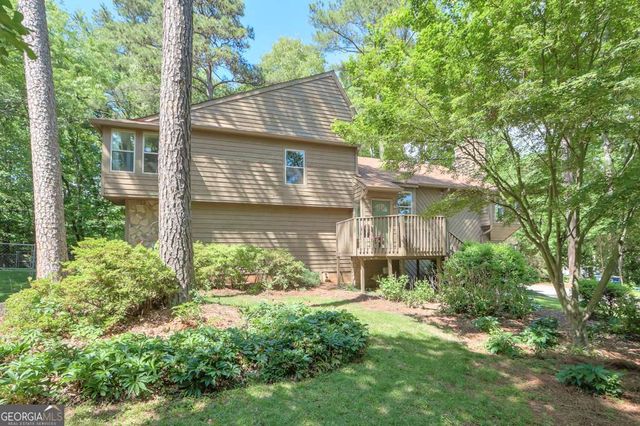 5457 Conway Drive, Marietta, GA 30068
