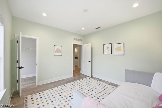 17 Cypress Ln, Cedar Grove Twp., NJ 07009