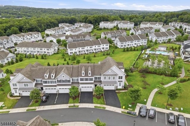 17 Cypress Ln, Cedar Grove Twp., NJ 07009