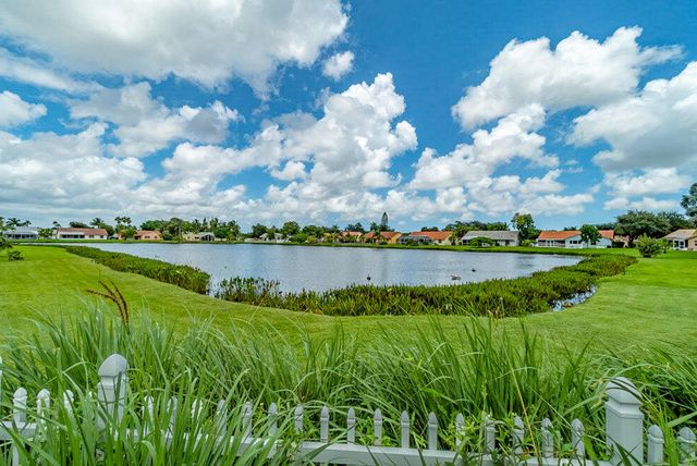 10850 Paso Fino Drive, Wellington, FL 33449