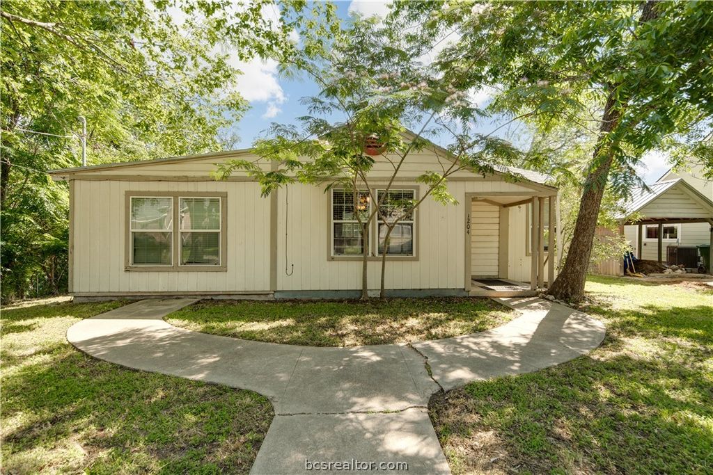 1204 East 28th Street, Bryan, TX 77803 — exterior