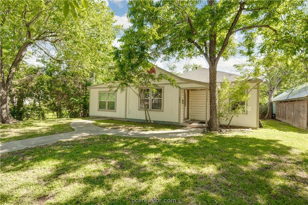 1204 East 28th Street, Bryan, TX 77803 — photo 2