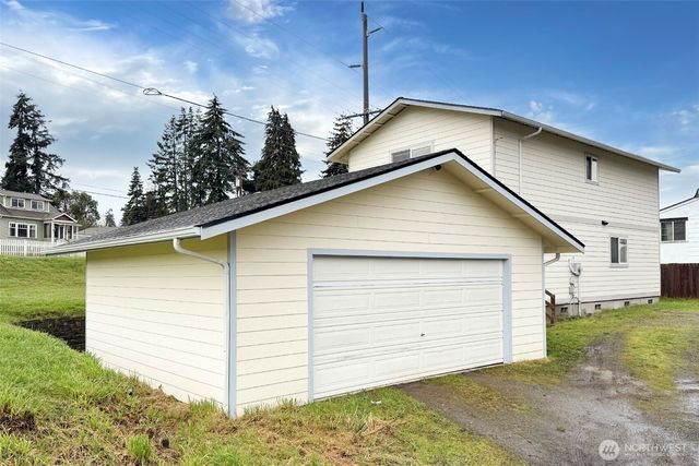619 E Lauridsen Boulevard, Port Angeles, WA 98362