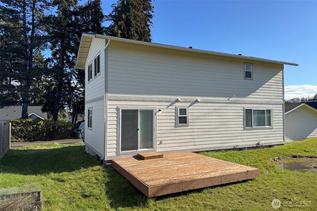 619 E Lauridsen Boulevard, Port Angeles, WA 98362